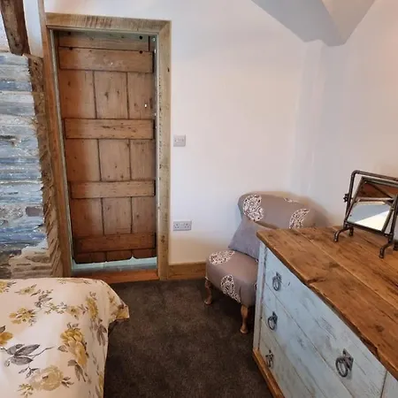 Holiday home The Old Pottery 2 Person Dog Friendly