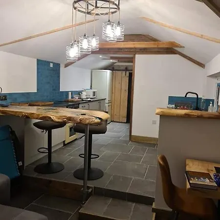 Holiday home The Old Pottery 2 Person Dog Friendly Delabole